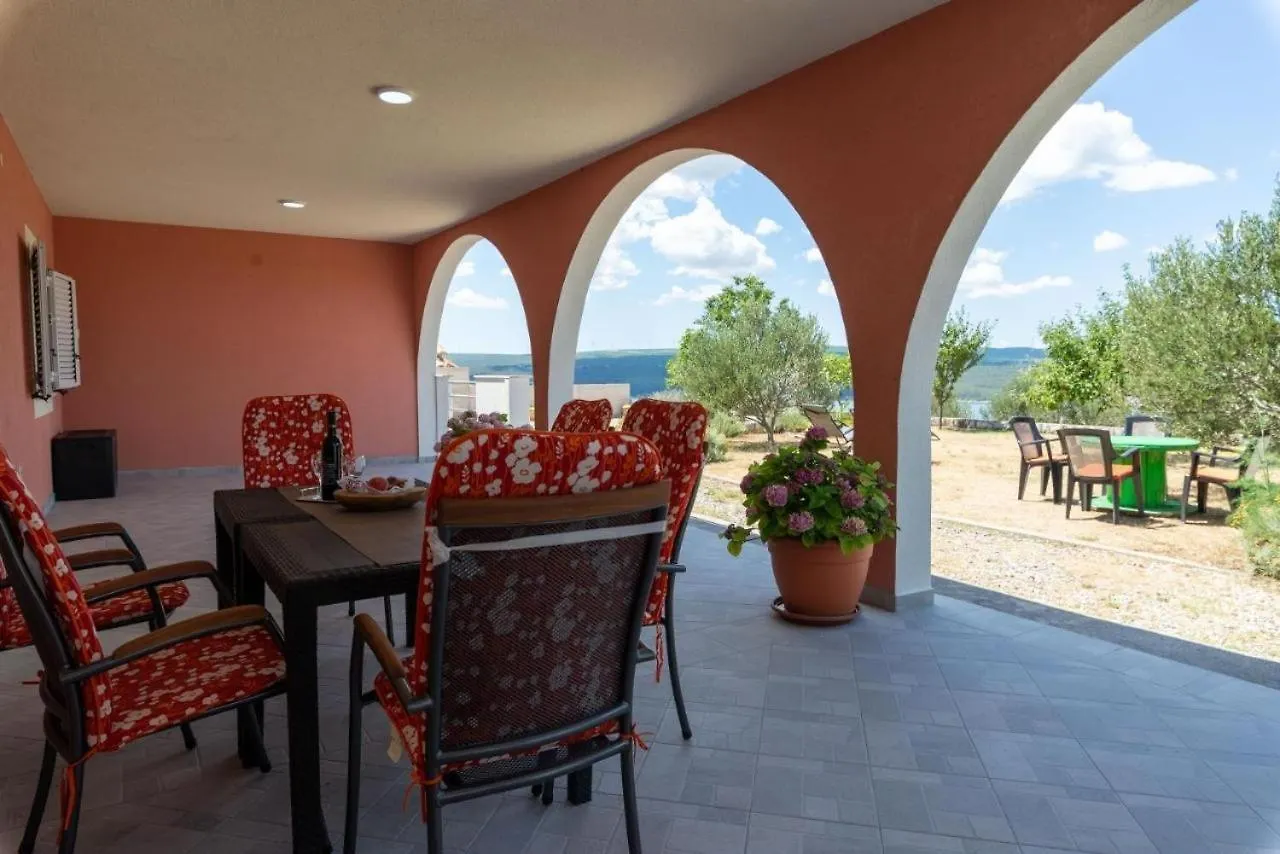 Family Friendly Apartments With A Swimming Pool Krusevo, Novigrad - 23039 Obrovac